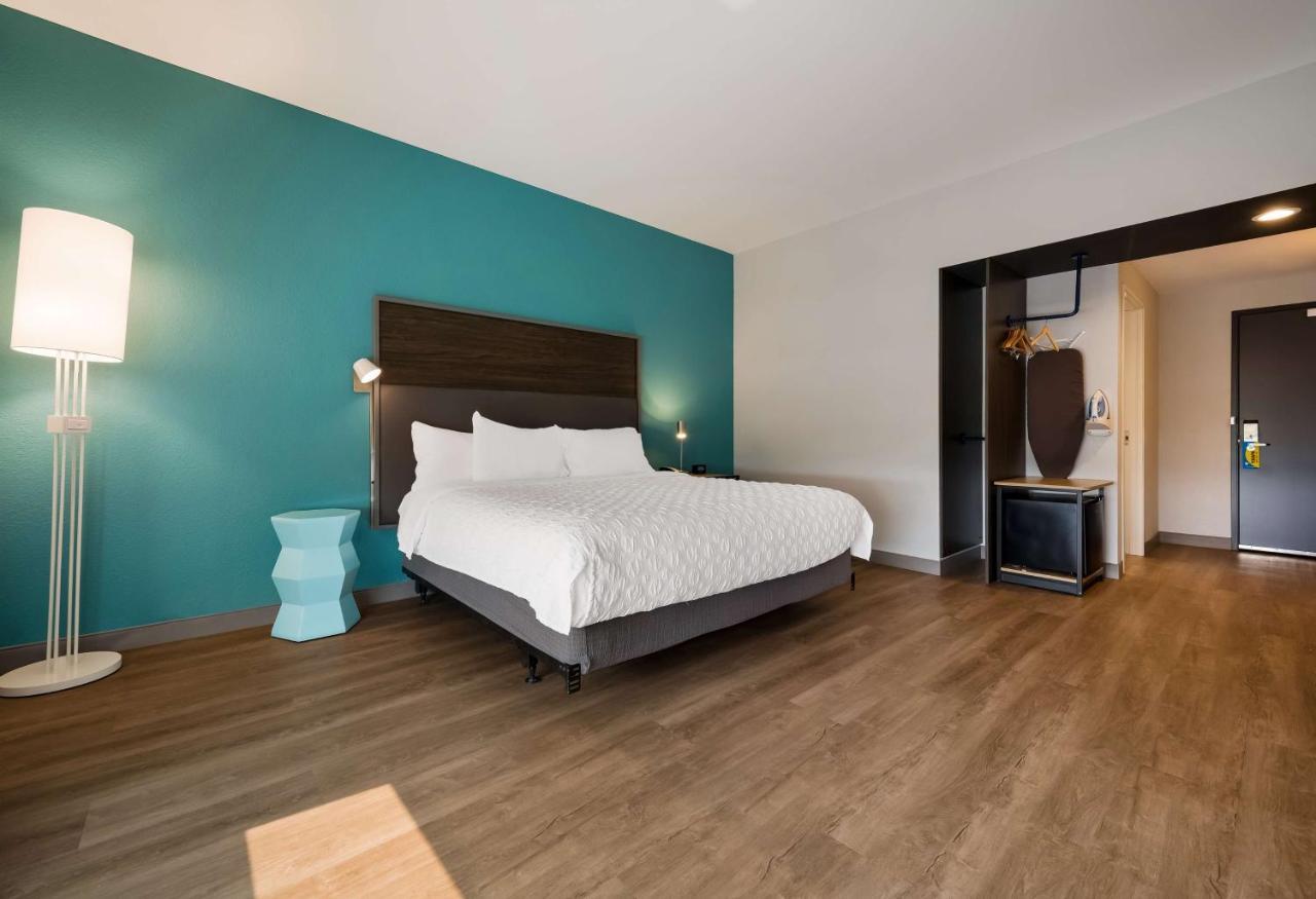 Tru By Hilton Novi Detroit Hotel Eksteriør billede